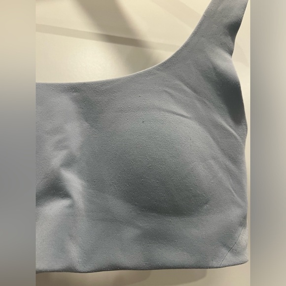 Lululemon Sports Bra - Picture 5 of 8